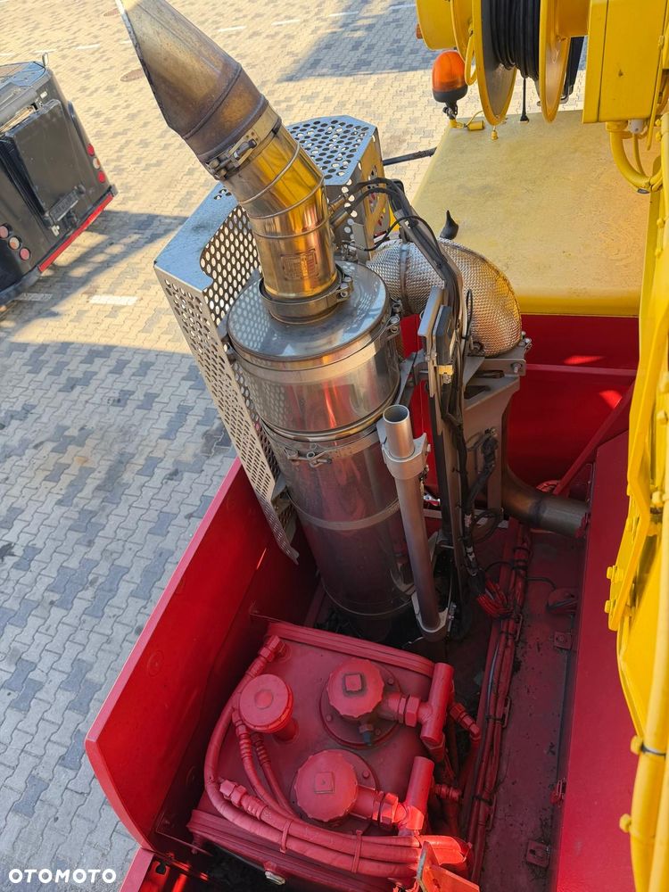 Liebherr LTM 1100-4.2 - 15