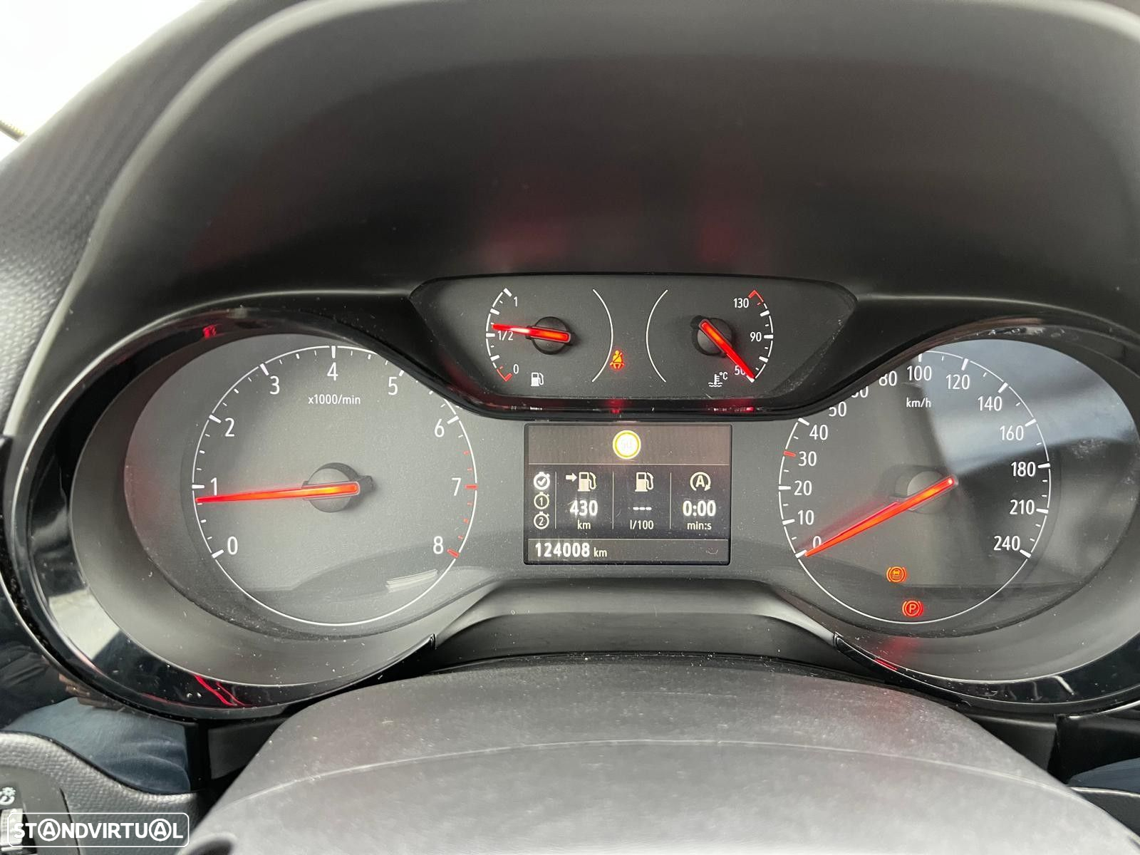 Opel Corsa 1.5 D Business - 21
