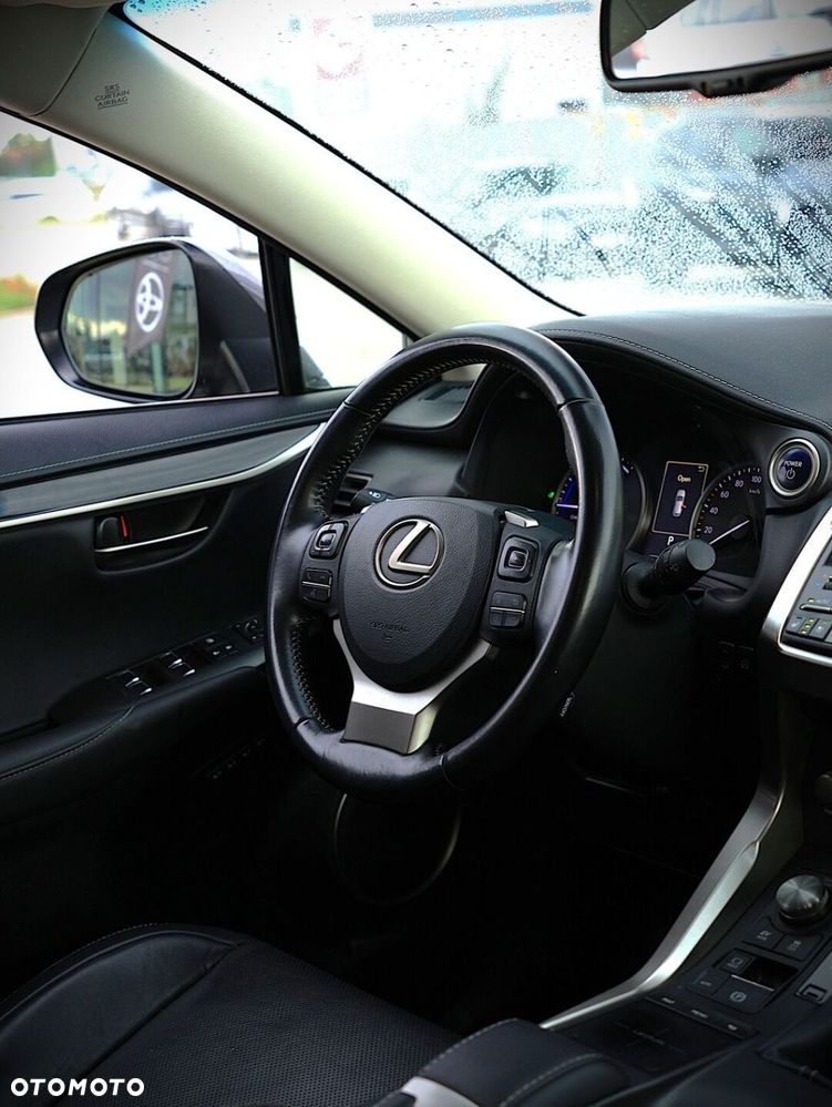 Lexus NX - 16