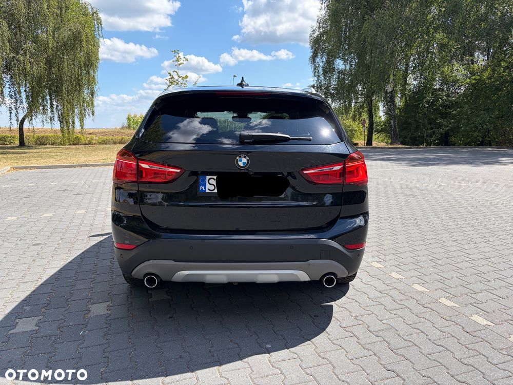 BMW X1 xDrive20d xLine sport - 6