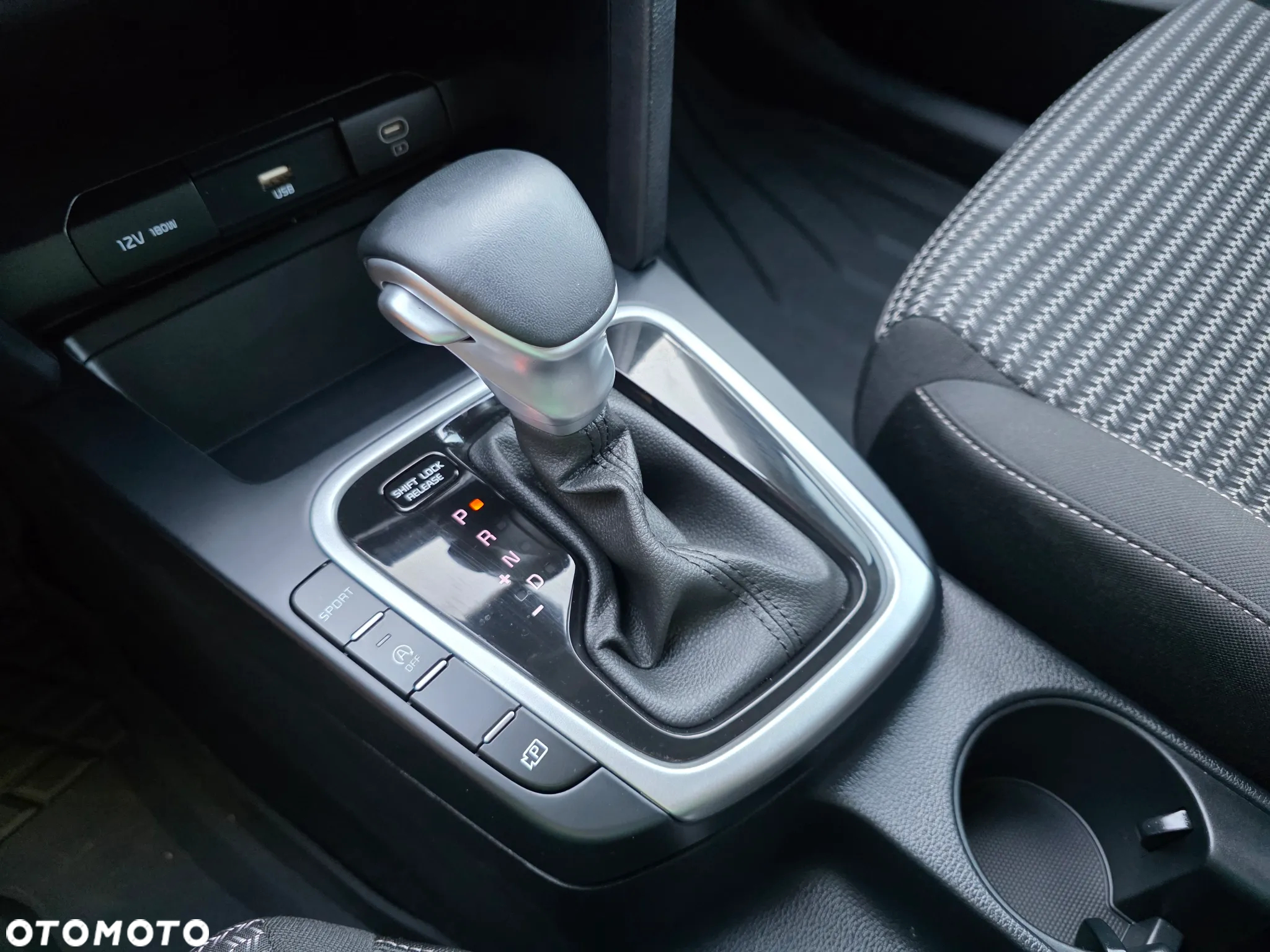 Kia Ceed 1.5 T-GDI L DCT - 23