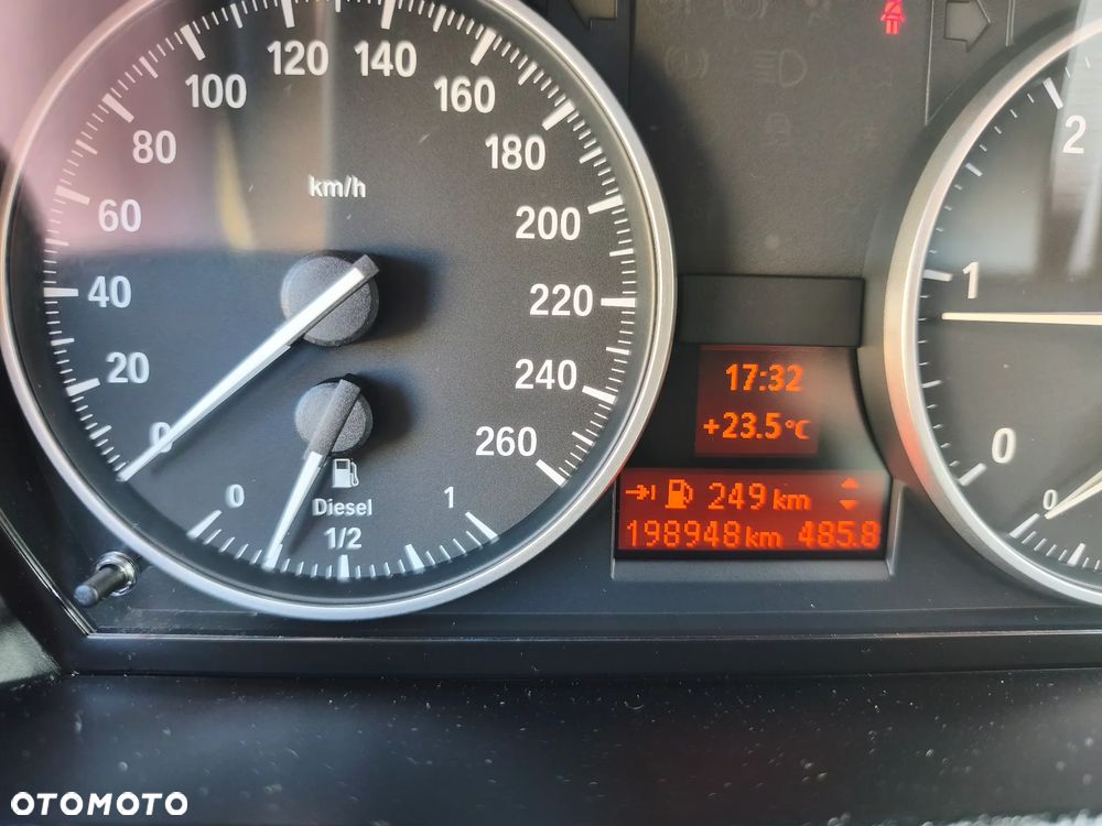 BMW X1 xDrive18d - 25