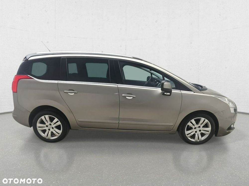 Peugeot 5008 - 7
