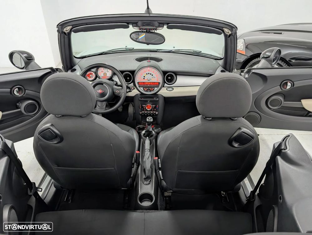 MINI Cabrio Cooper D - 22