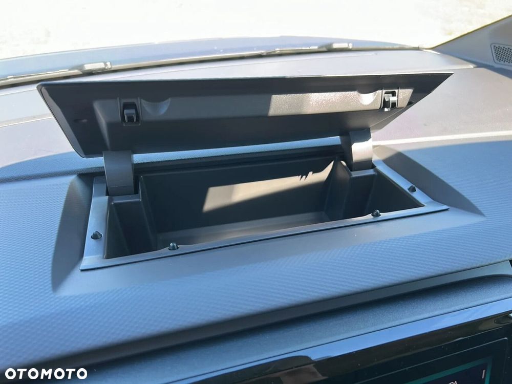 Volkswagen Multivan 2.0 TDI L2 Edition DSG - 33