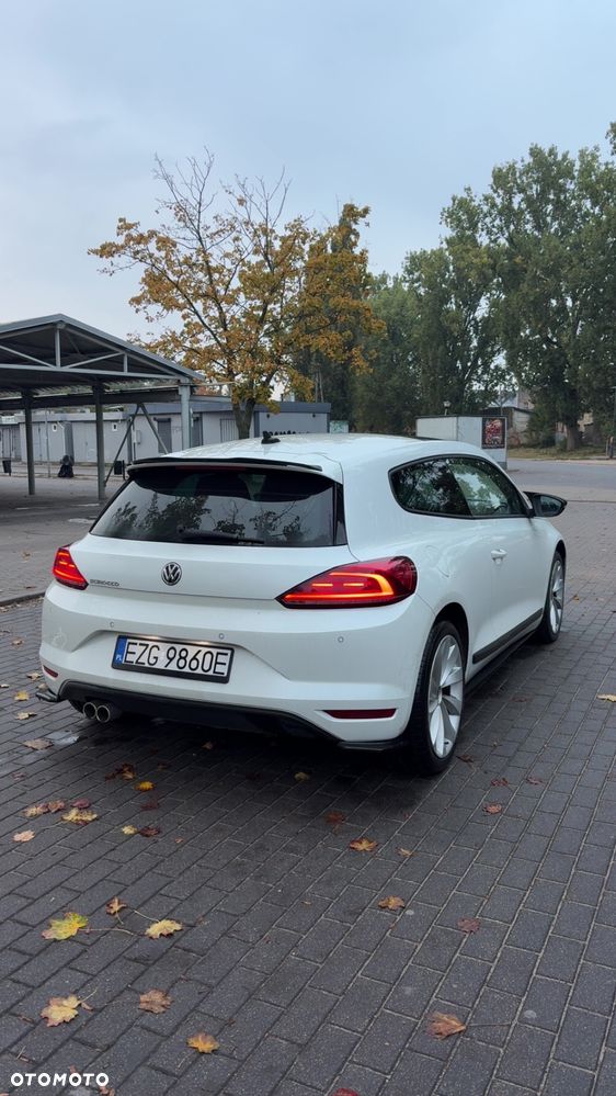 Volkswagen Scirocco 2.0 TDI (Blue Motion Technologie) - 11