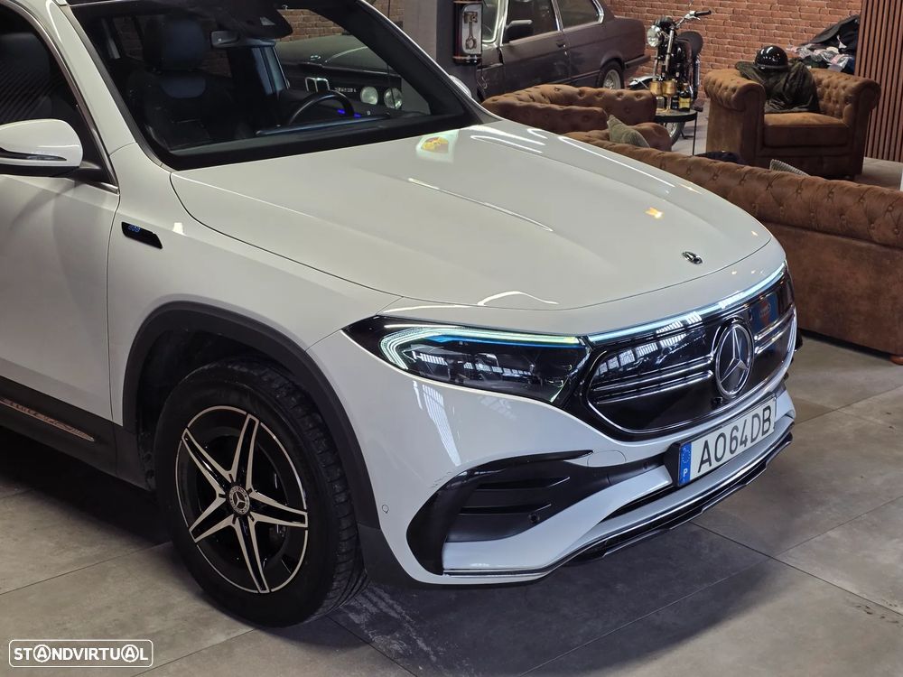 Mercedes-Benz EQB 350 4Matic AMG Line - 24