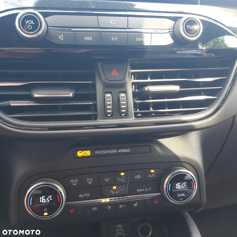 Ford Kuga 1.5 EcoBoost FWD ST-Line X - 26