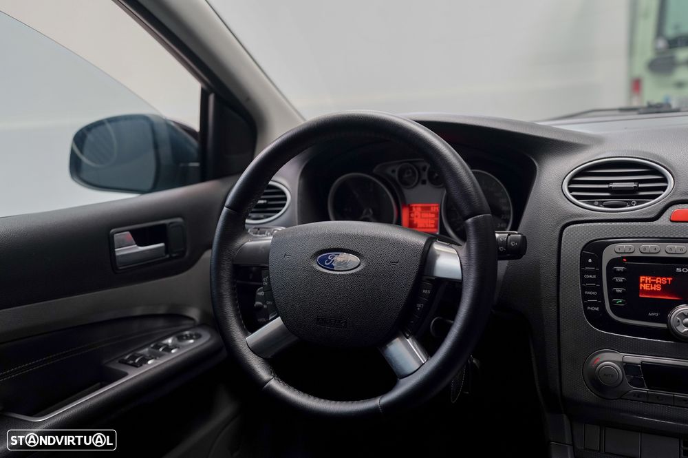 Ford Focus SW 1.6 TDCi Titanium - 17