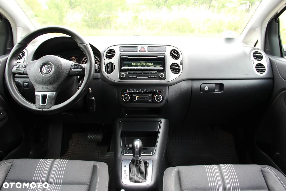 Volkswagen Golf Plus 1.6 TDI DPF DSG MATCH - 22