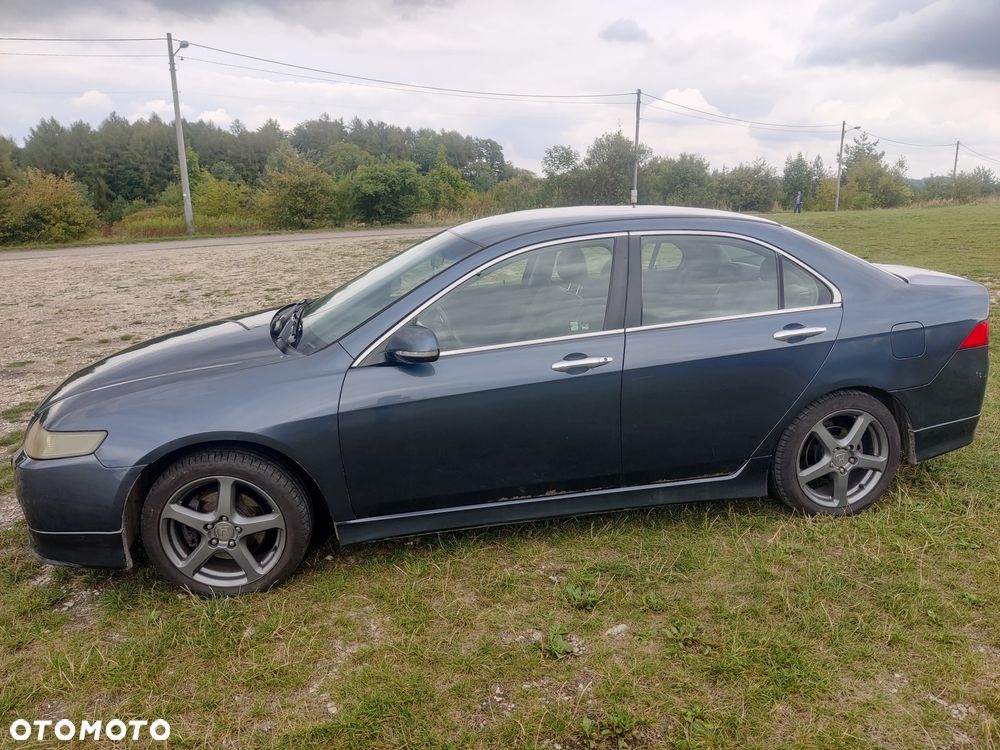 Honda Accord - 2