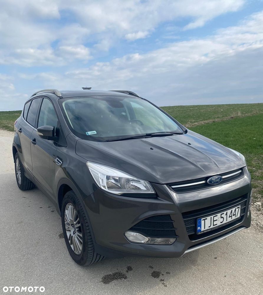 Ford Kuga - 1