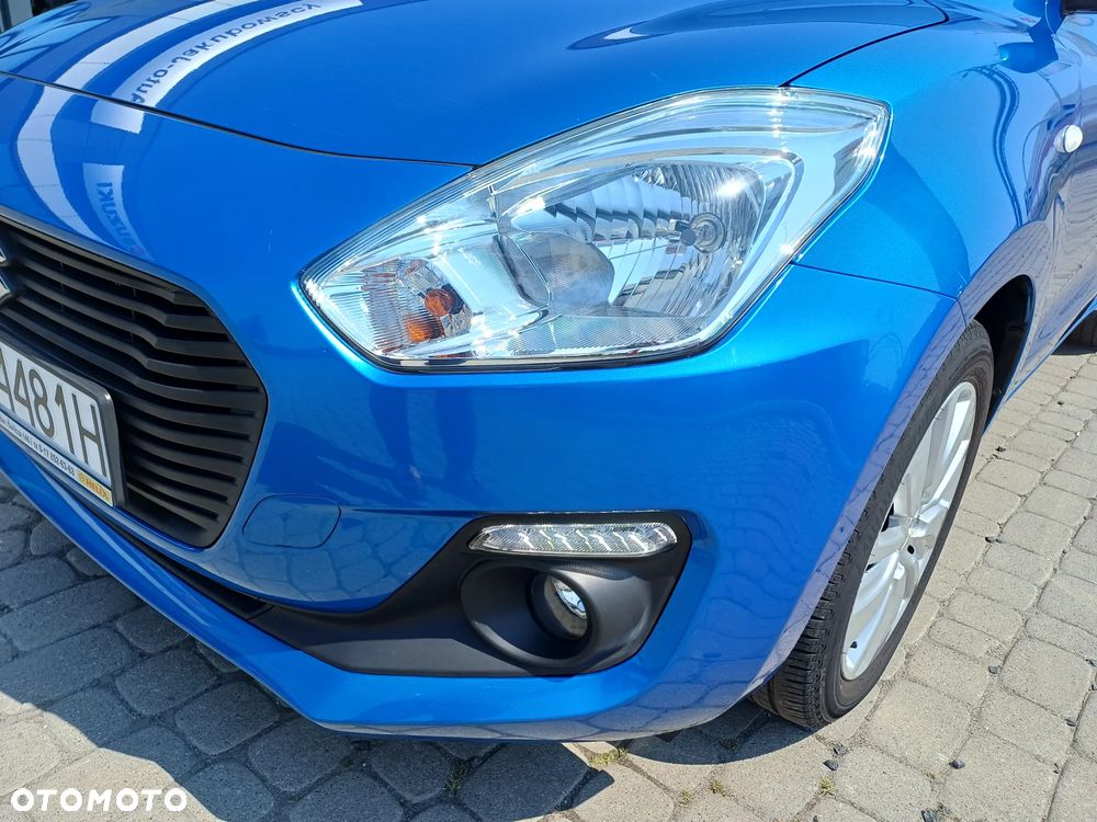 Suzuki Swift 1.2 Premium Plus - 8