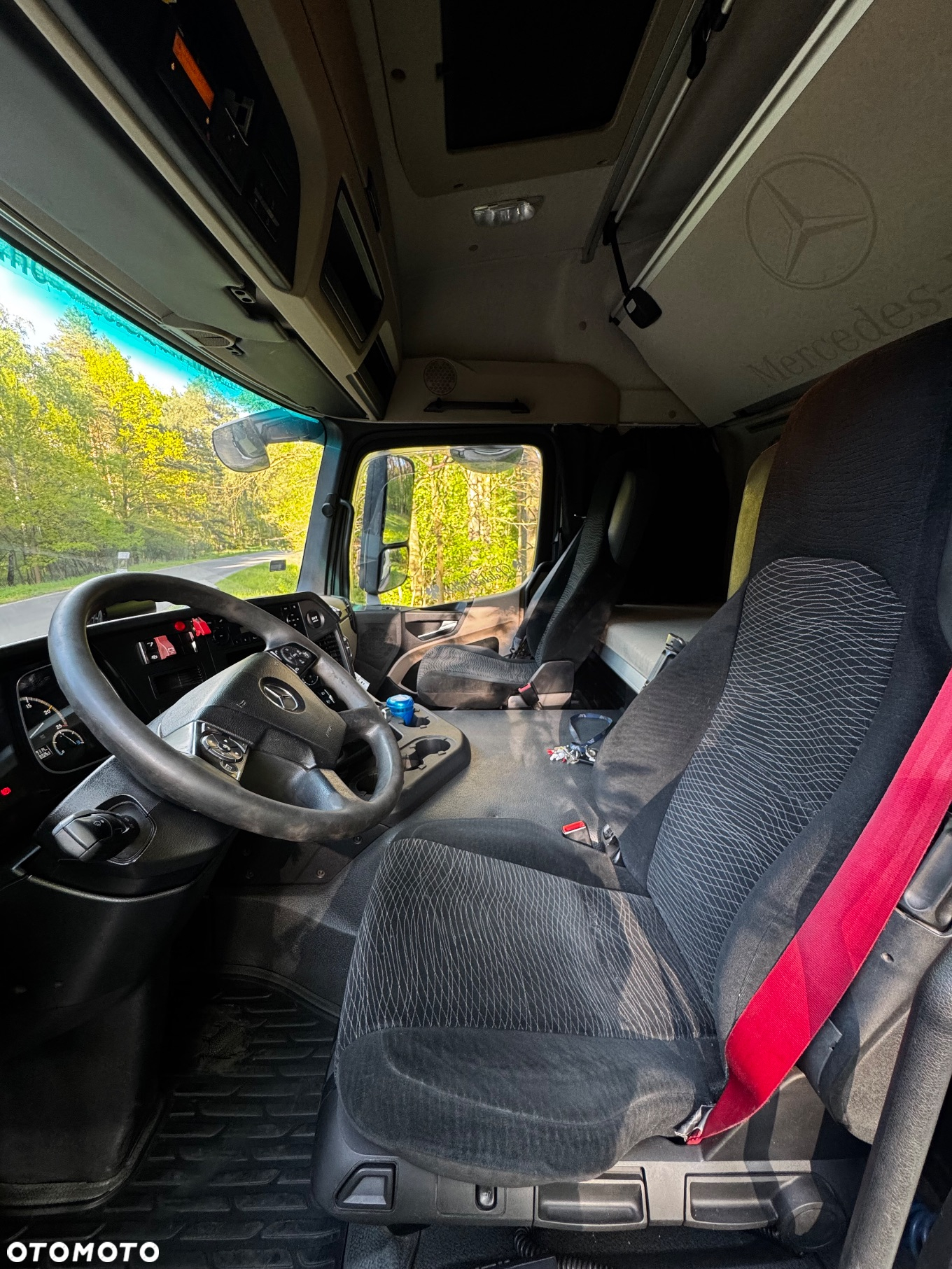 Mercedes-Benz ACTROS - 10