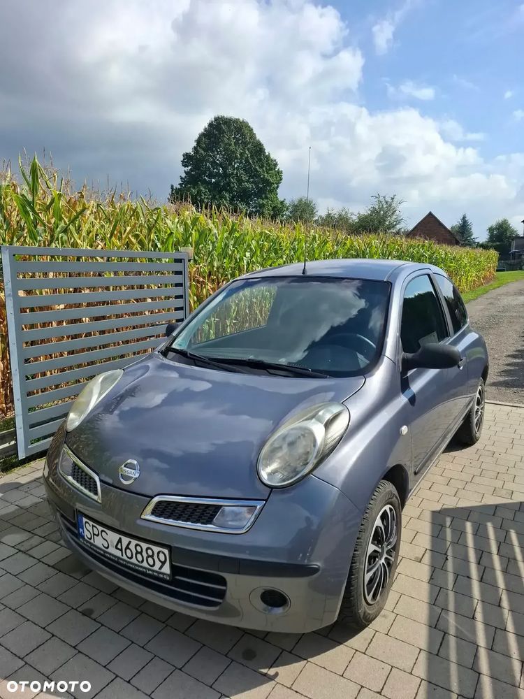 Nissan Micra - 1