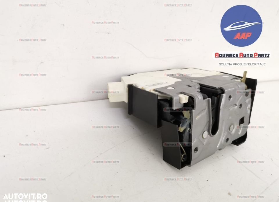 Broasca dreapta fata  originala in stare buna Mini  Cooper  R56 [facel - 5