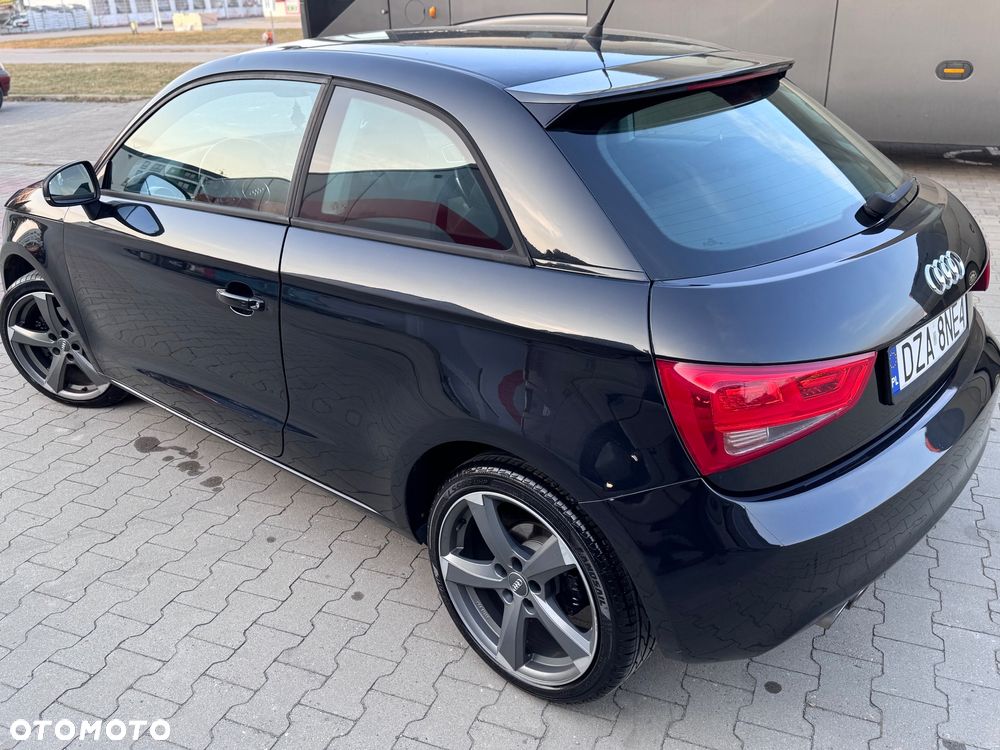 Audi A1 3-drzwiowe 1.4 TFSI S tronic S line Sportpaket - 3