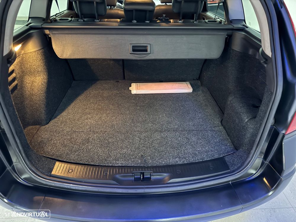 Renault Mégane Sport Tourer - 32