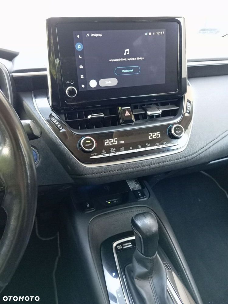 Toyota Corolla 1.8 Hybrid Executive - 18