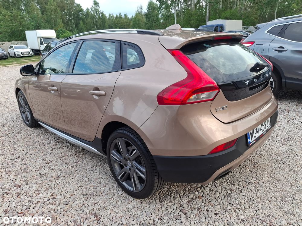 Volvo V40 Cross Country D3 Summum - 6