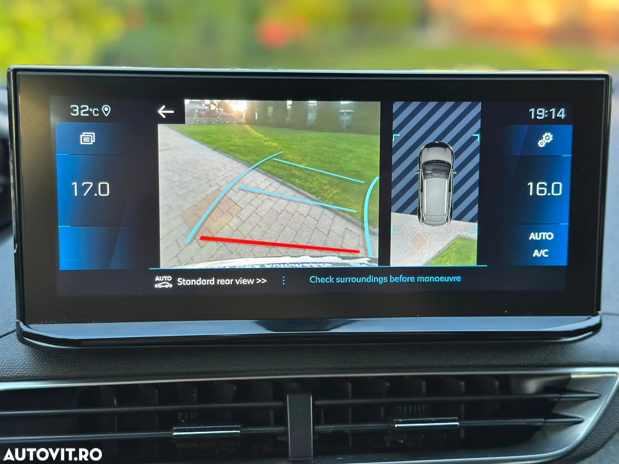 Peugeot 3008 BlueHDi 130 Stop & Start EAT8 Allure Business-Paket - 14