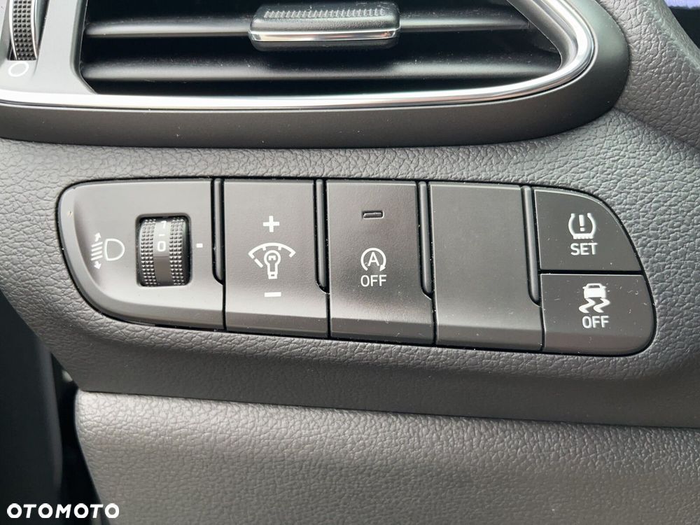 Hyundai i30 - 15