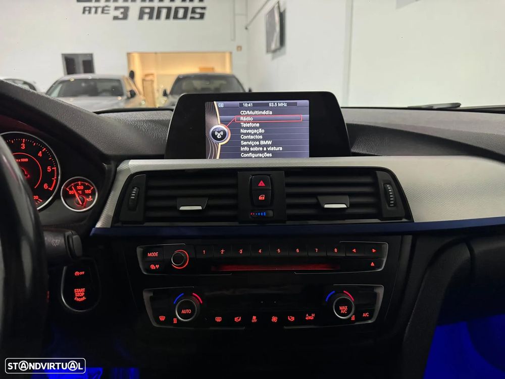 BMW 320 d Touring Auto Pack M - 17