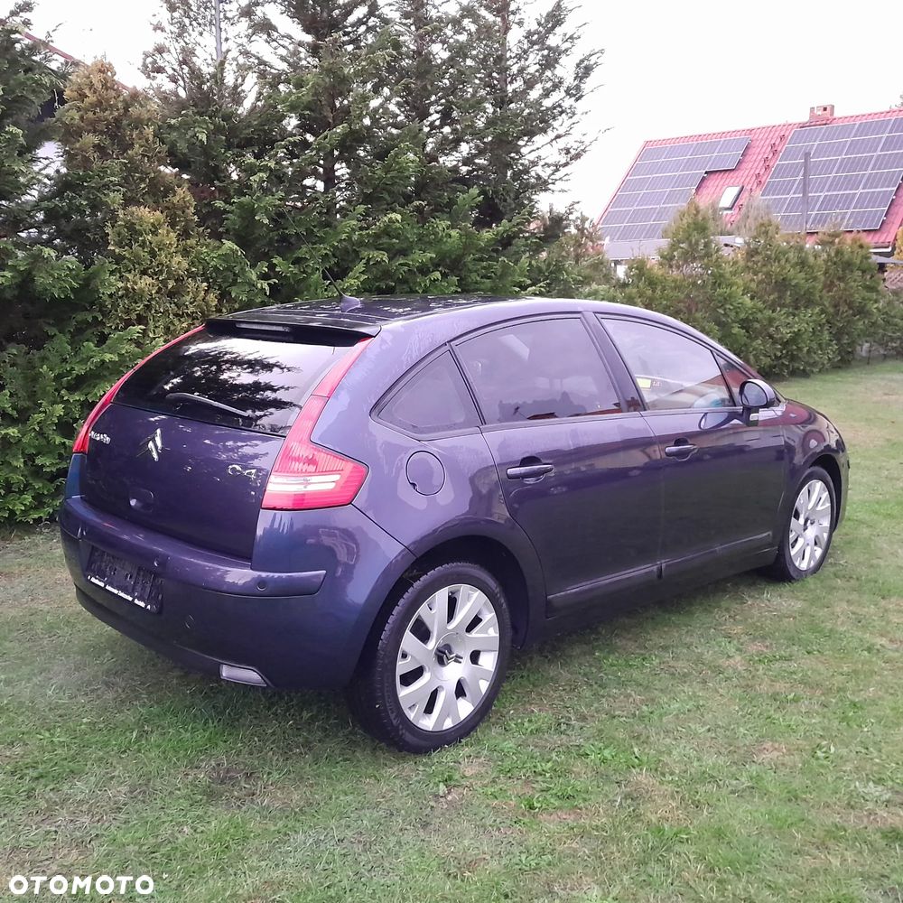 Citroën C4 VTi 120 Exclusive - 6