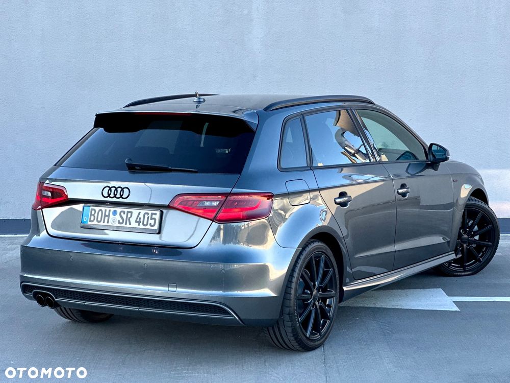 Audi A3 Sportback 2.0 TDI S tronic S line Sportpaket - 12