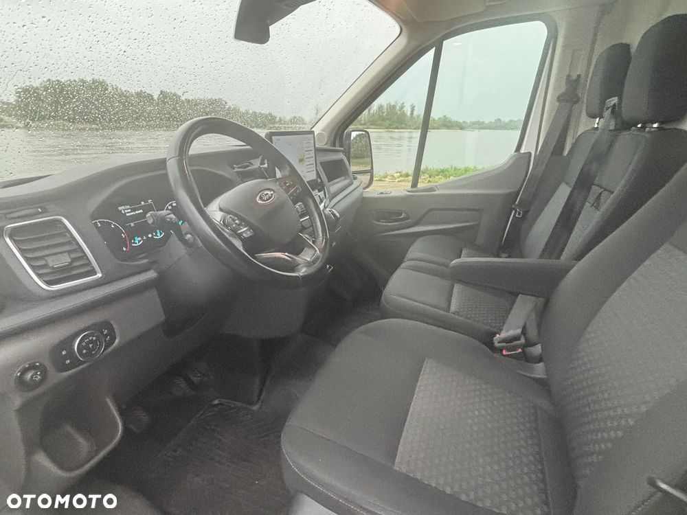 Ford Transit - 11