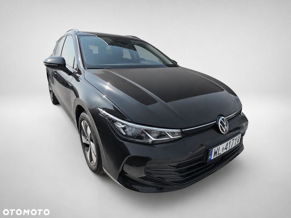 Volkswagen Passat - 1