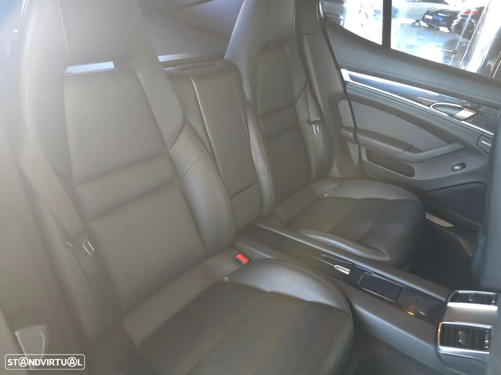 Porsche Panamera 3.0 V6 - 19