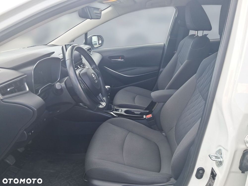 Toyota Corolla 1.6 Premium EU6 - 16