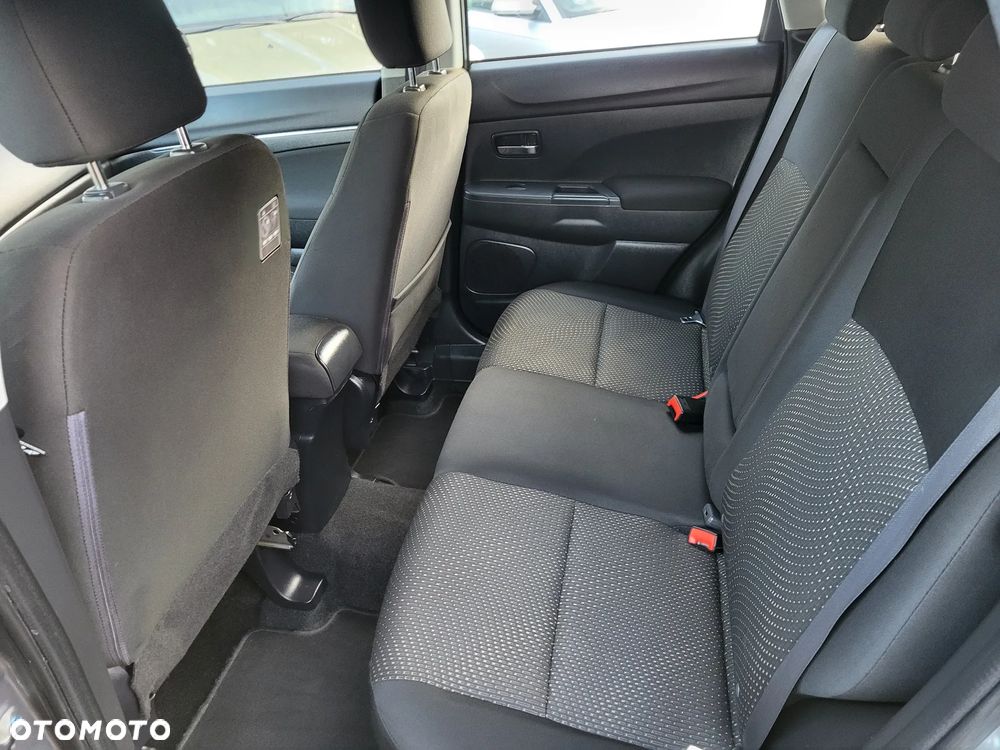 Mitsubishi ASX 1.8 DI-D 2WD Plus - 22