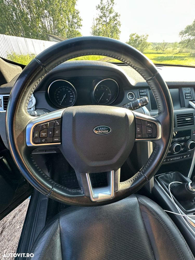 Land Rover Discovery Sport - 38