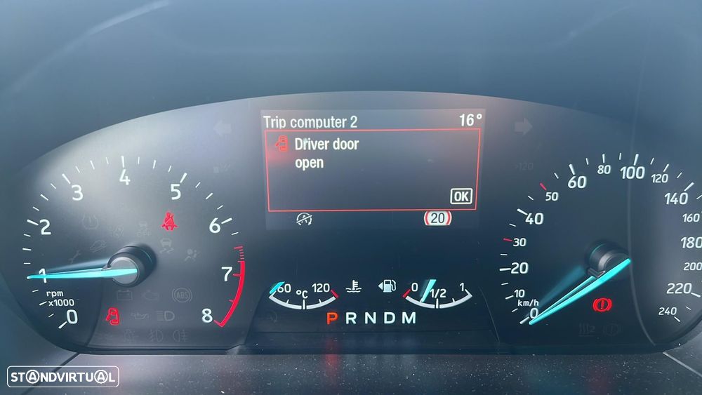 Ford Focus 1.0 EcoBoost ST-Line Aut. — fotografia 4