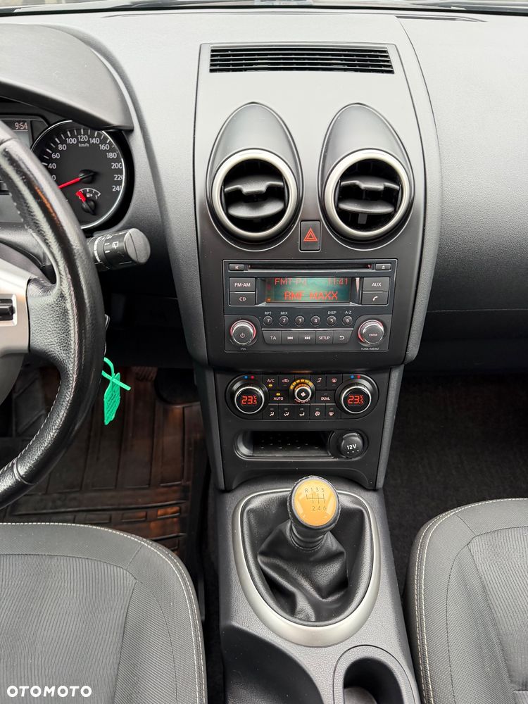 Nissan Qashqai 2.0 Visia - 19