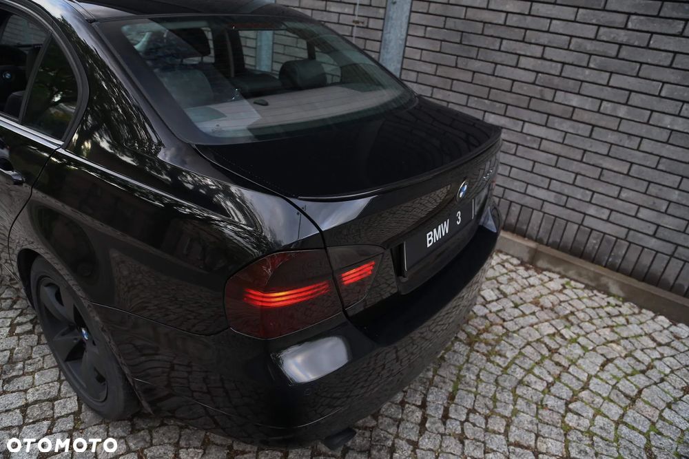 BMW Seria 3 - 12