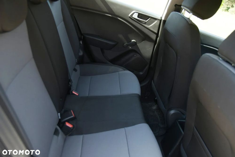 Hyundai i20 1.2 Fifa World Cup Edition - 19
