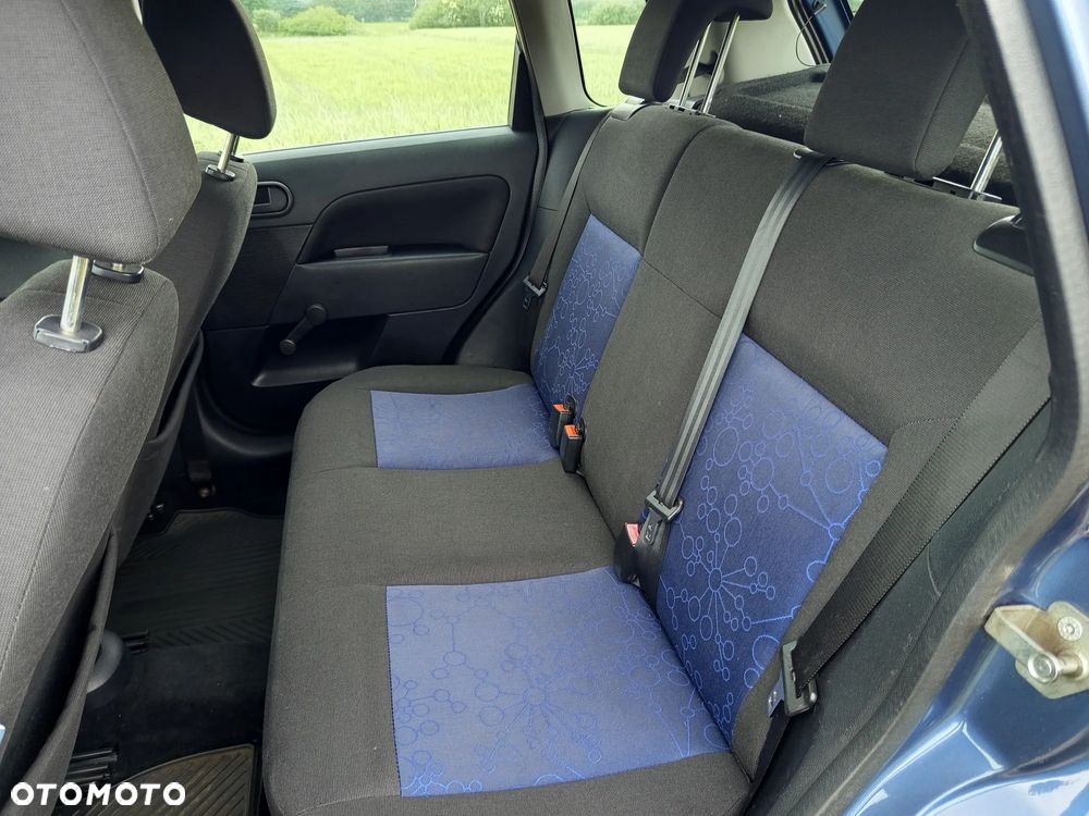 Ford Fiesta 1.3 Ambiente - 10