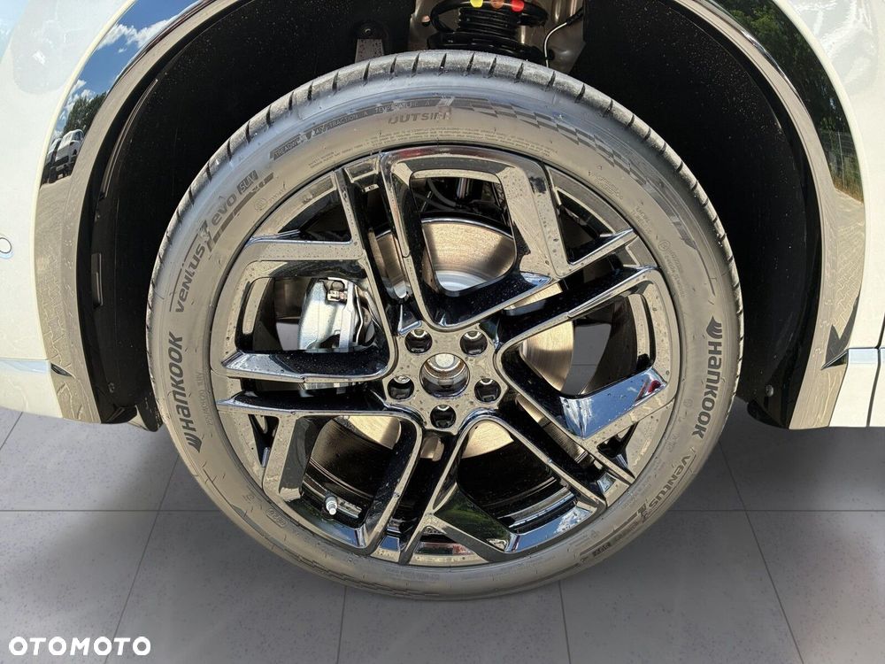 Volkswagen Tiguan - 34