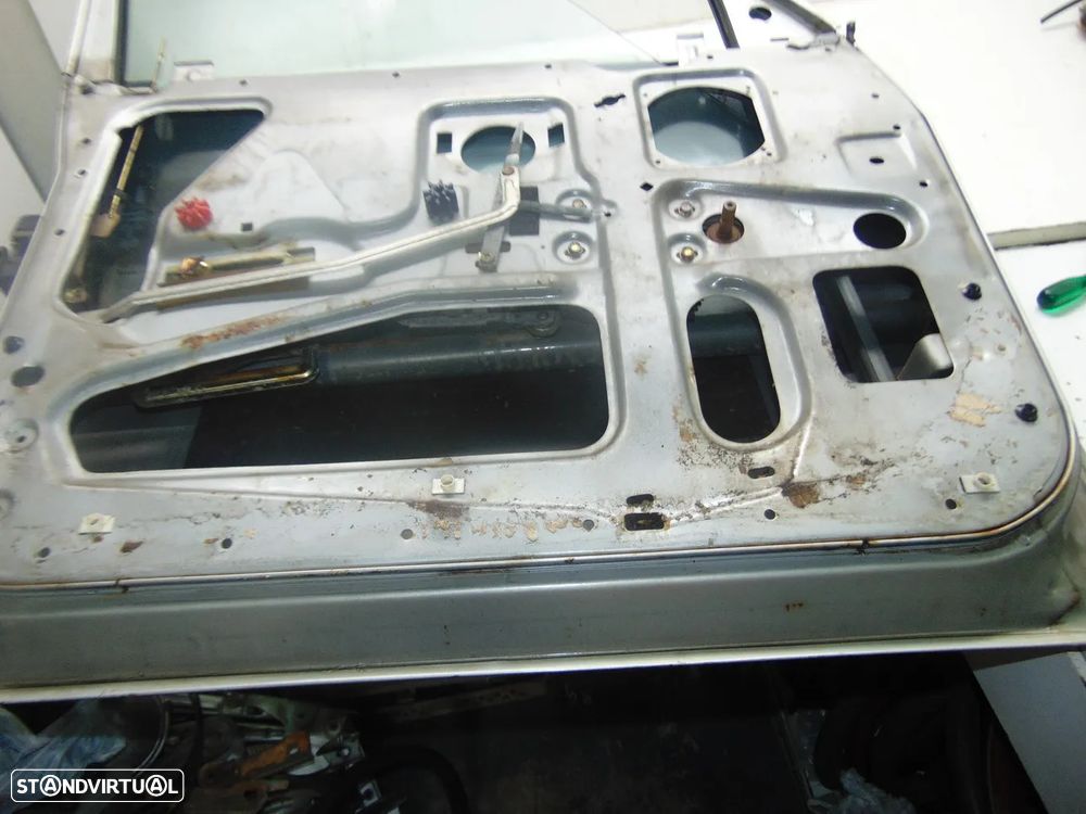 Volvo 244 portas - 11