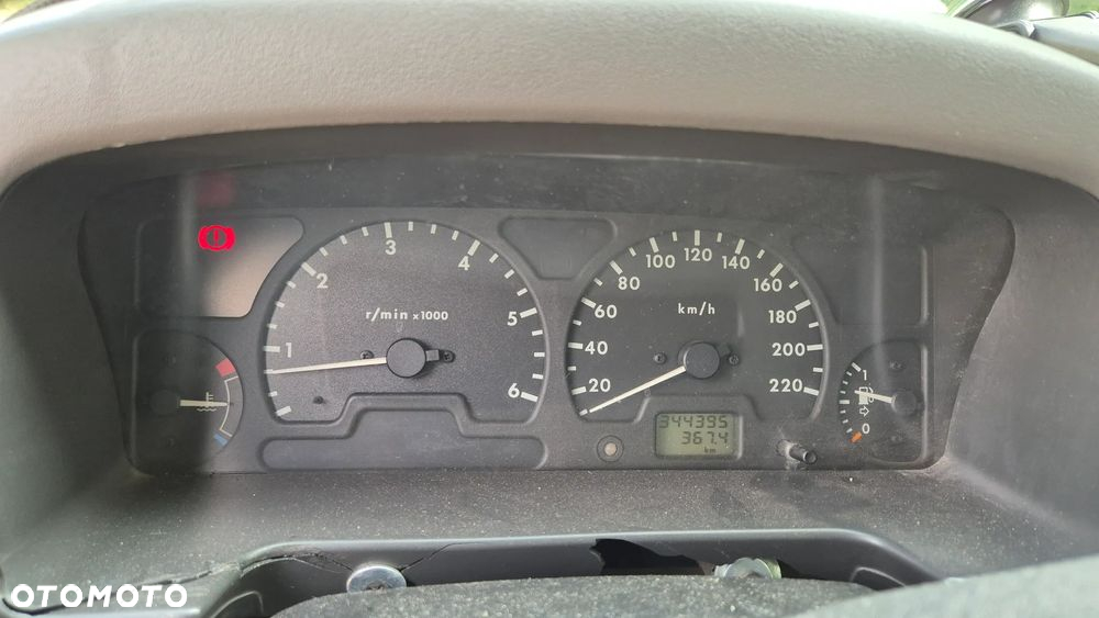 Land Rover Discovery II 2.5 TD E - 13