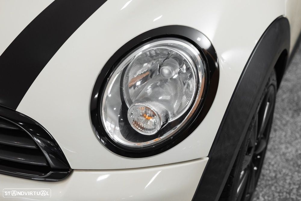 MINI 3 Portas One D - 9