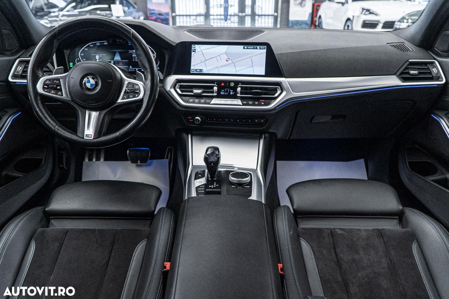 BMW Seria 3 320d xDrive AT M Sport - 32