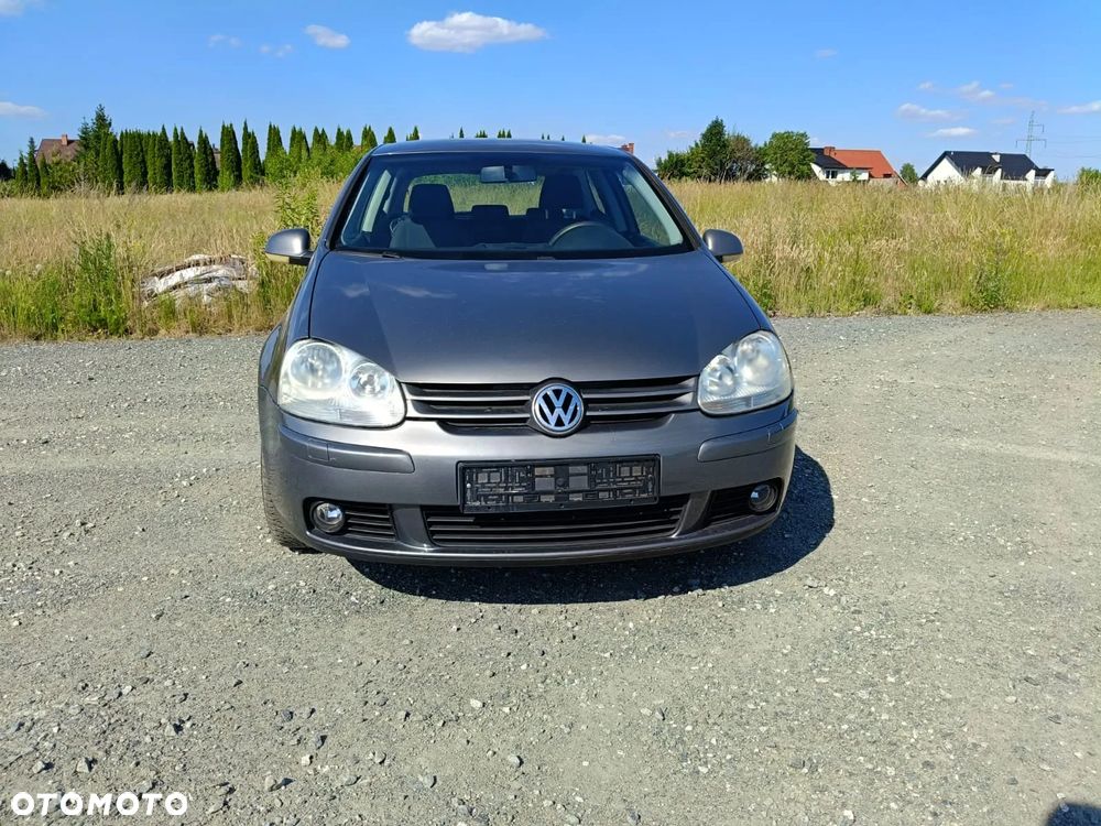 Volkswagen Golf - 11