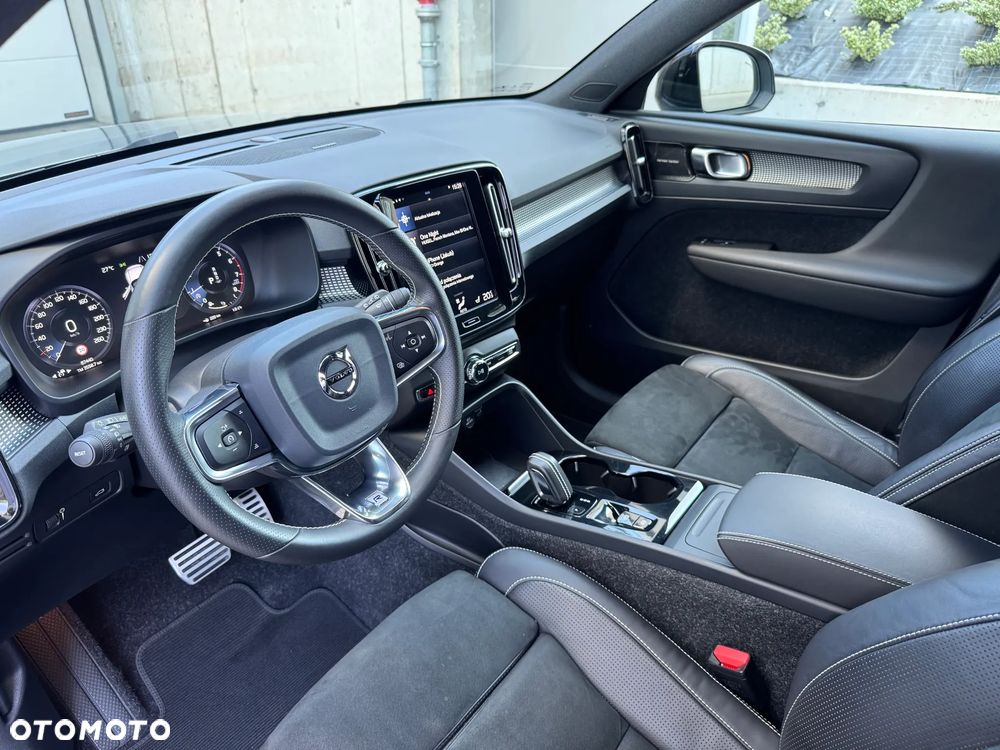 Volvo XC 40 T4 R-Design - 10
