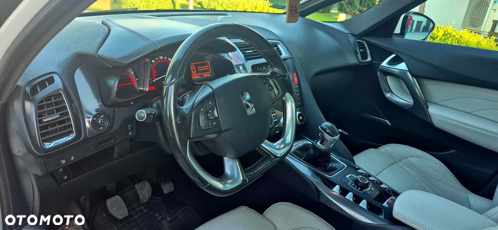 Citroën DS5 2.0 HDi SoChic - 10
