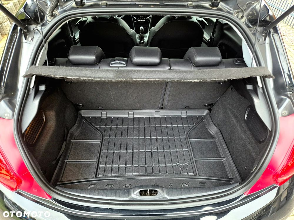 Peugeot 208 e-HDi 92 Stop&Start Style - 15