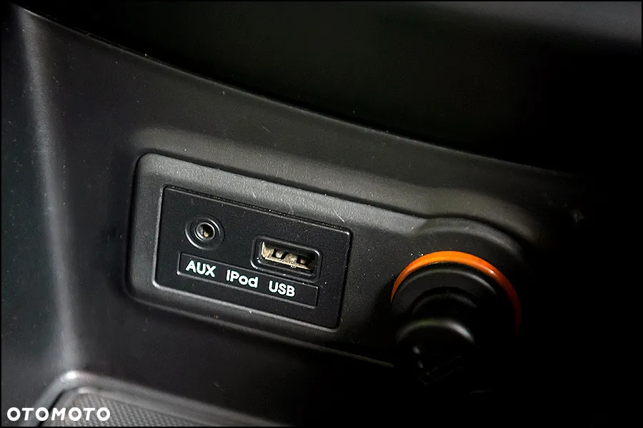 Kia Venga - 28